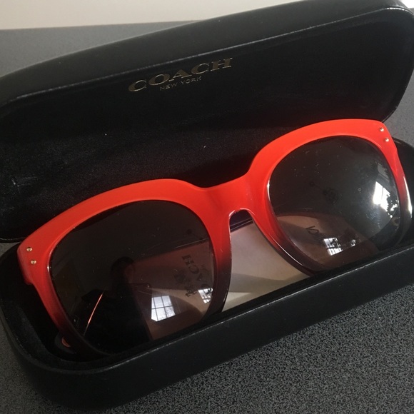 COACH sunglasses. Ombré. Fall colors 🍁🍂🍁 - Picture 2 of 6